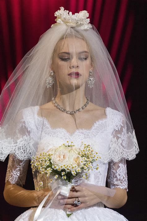 Dolce And Gabbana Bridal 2019 Ready To Wear Collection Milan Fashion