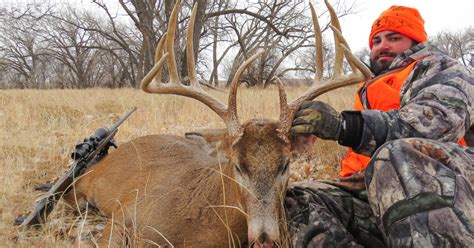 How To Hunt Each Phase Of The Western Whitetail Season Gohunt