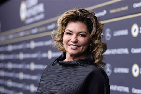 Shania Twain Opens Up About Battle With Lyme Disease I Thought Id