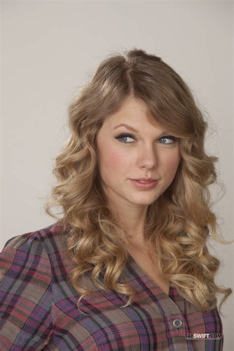 Taylor Swift Valentines Day Promoshoot 2010 Anichu90 Photo