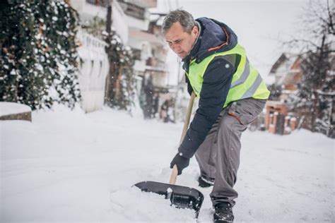 Are Landlords Responsible For Snow Removal
