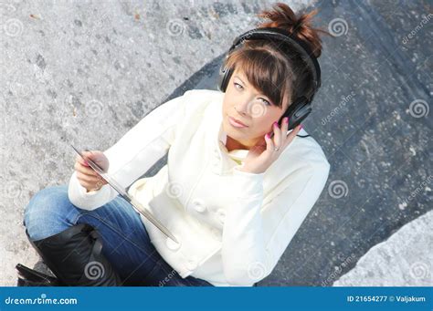Listening To The Music On The Street Stock Image Image Of Teens Life