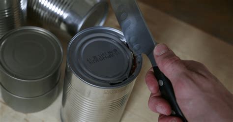 How To Open Can Without Can Opener 3 Best Methods
