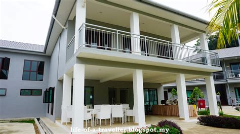 The property is set 100 metres from limbong art. A Traveller's Note: Intai-intai Royale Chulan Cherating ...