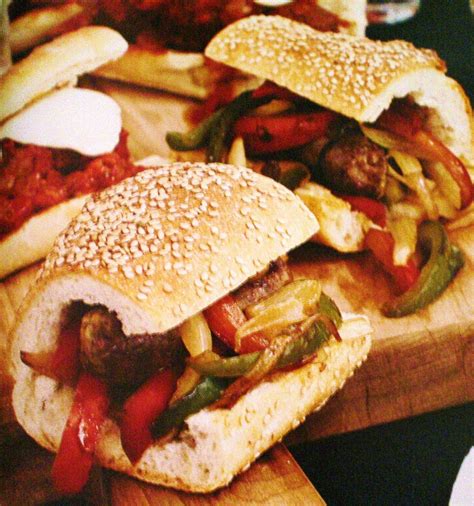 In tuscany (especially in florence) we are very famous because we usually aspirate. sausage and peppers sub - Italian Food Photo (2552457 ...