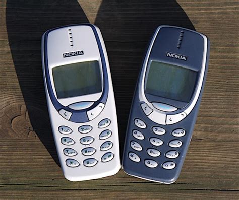 cellulari anni 90 ecco quanto valgono i più ricercati