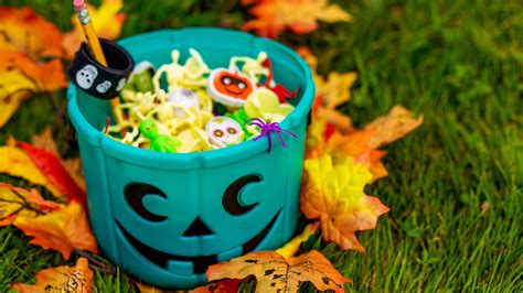 Teal Pumpkins Halloween Treats Other Than Candy