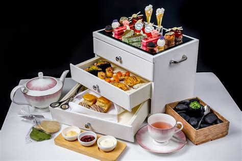 Best Afternoon Tea Spots In Singapore With Luxurious Ambience