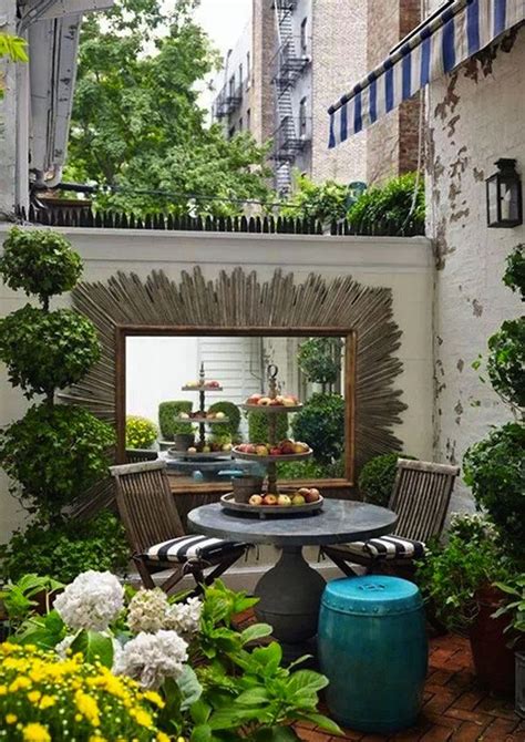 87 Cute And Simple Tiny Patio Garden Ideas Roundecor Small City