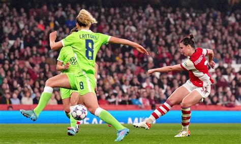 Arsenal Frauen spielen Champions League im Emirates Frauenfußball Magazin