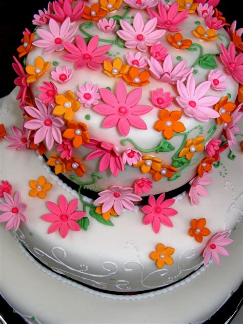 See more ideas about kids cake, cake, cupcake cakes. Sweet and Pretty Cakes: Wedding Blossoms