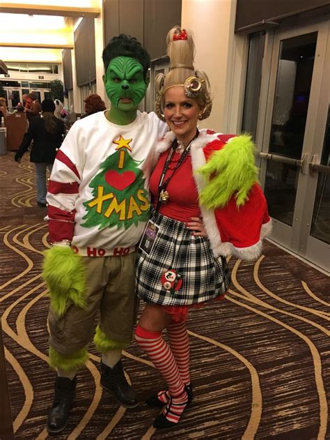 These grinch christmas ornaments are a great way for dr seuss fans to decorate their house at christmas. DIY grinch and Cindy Lou who costume #the grinch # ...