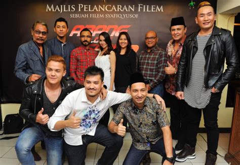 Abang long fadil 2 official trailer hd di pawagam 24 ogos 2017. Abang Long Fadil 2 Pecah Rekod Box Office Dengan Kutipan ...