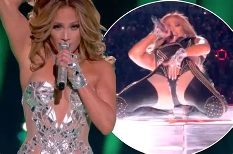 J Lo And Shakira Deliver Sexiest Super Bowl Halftime Show Ever With Slinky Outfits And Kinky