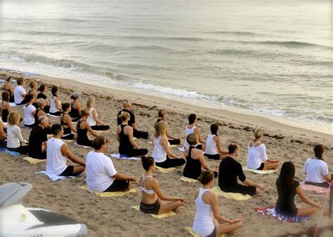 The Master Teacher Of Hot Yoga Conducts Teacher Training On Fort
