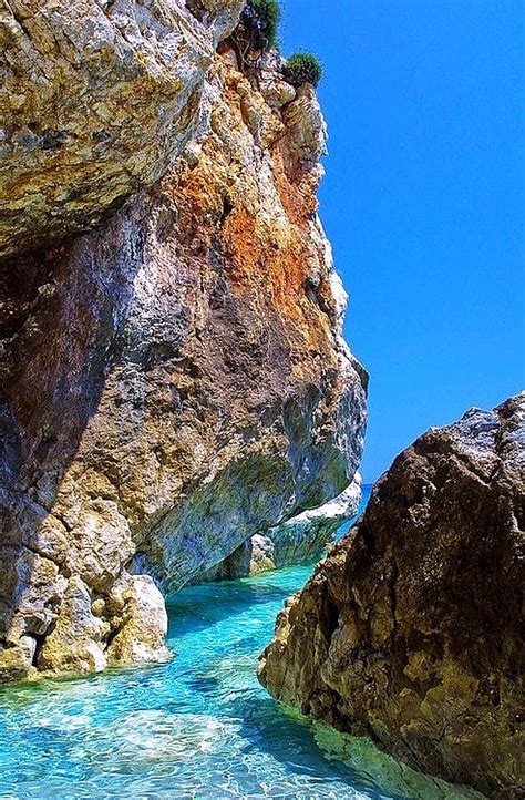 Pelion Rocks Greece Lugares Maravilhosos Viagens Lugares Incríveis