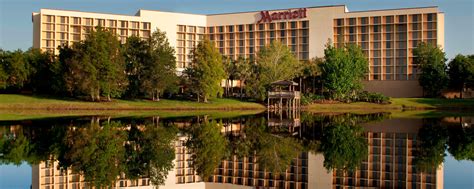 Airport Hotel With Parking And Free Shuttle Orlando Airport Marriott