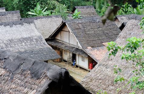 Mengenal Sulah Nyanda Rumah Adat Suku Baduy Yang Dibangun Tanpa Paku