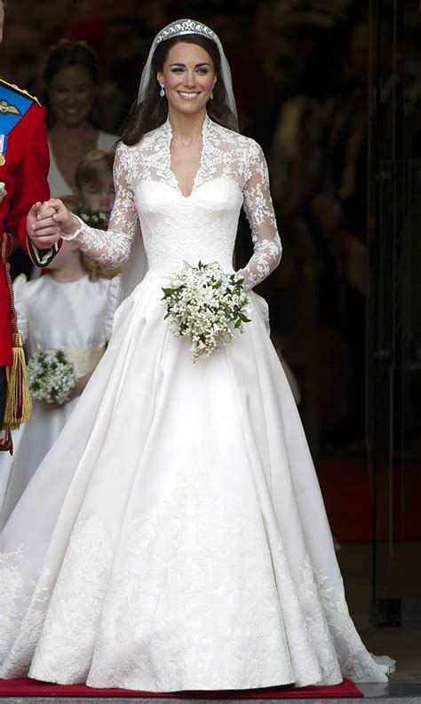 15 Best Kate Middleton Dresses Of All Time Designerzcentral Blog