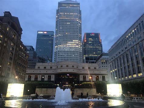 Definitely an underrated part of London. Canary Wharf ...