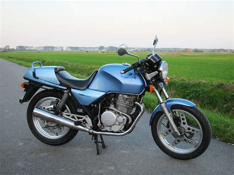 Honda was founded in the late 1940s as japan struggled to rebuild following the second world war. Honda XBR500 - Honda XBR500 - qaz.wiki