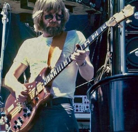 Pin By Chris Cyr On Grateful Dead On Stage Grateful Dead Shows