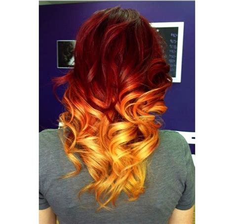 Neff explains the red hair molecule is the largest of the dye molecules so it can slip out of the cuticle faster with every shampoo she instructs you must use hair products that are. Pin on Dip dye hair