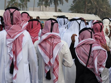 ‎up to 40% off cod 30 day hassle free. Traditional Wear in the UAE