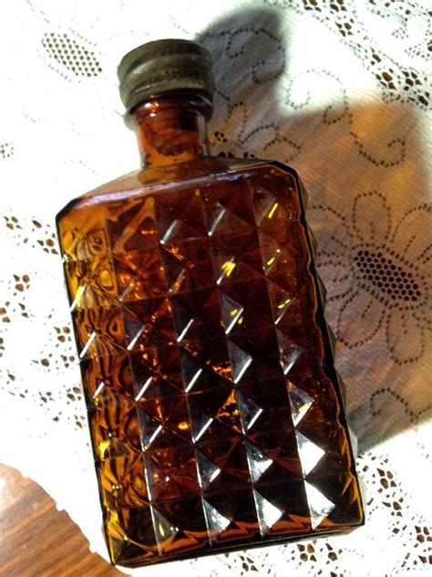 Available in variety of si… the amber tone in amber glass bottles absorbs harmful uv light, thus protecting products such as oils from light damage. Vintage Amber Decanter Glass Made in Spain Diamond Pattern ...