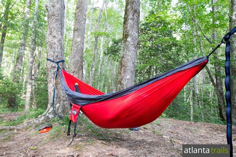 It's a basic hammock without any of the frills of some of the other models we tested, but, like comfort food, there's a reason you keep wanting to go back for more. ENO SingleNest & DoubleNest Review - Atlanta Trails