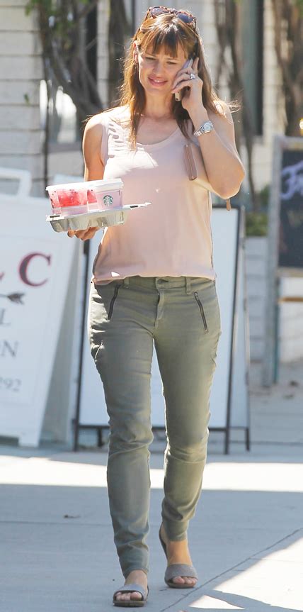 September 9 2014 Jennifer Garners Best Street Style Looks