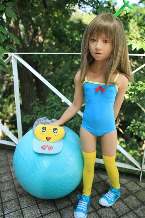 Japan Trottla Dolls Butts