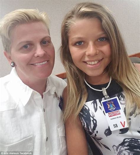Mother And Son Both Transition To Transgender Man And Girl Daily Mail