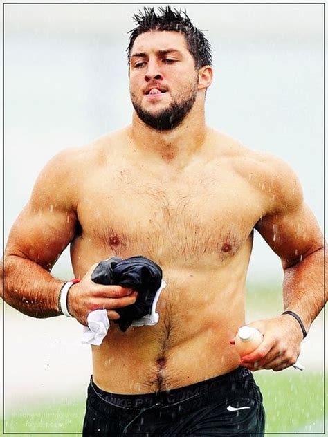 Tim Tebow Tim Tebow Shirtless Running In The Rain