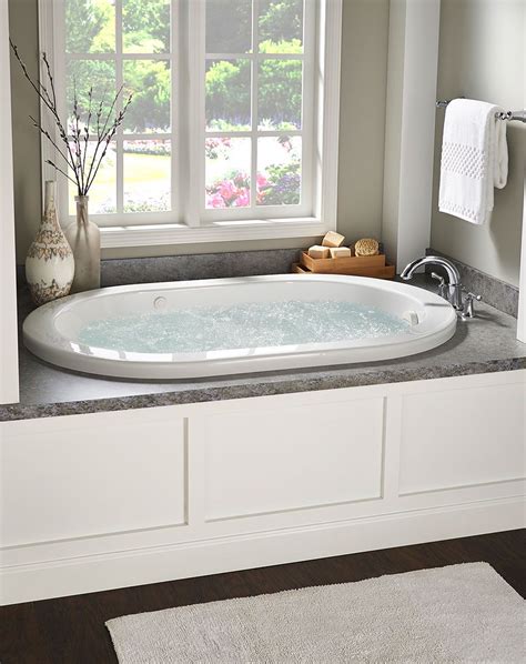 Enjoy A Soothing Soak In This Ridgefield Whirlpool This Soaker Tub Features A Soaking Depth