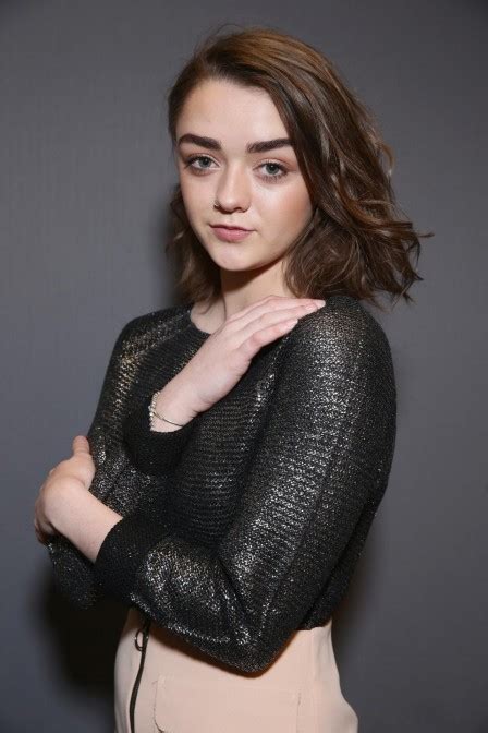 Maisie Williams Maisie Williams Photo Background Wallpapers Images