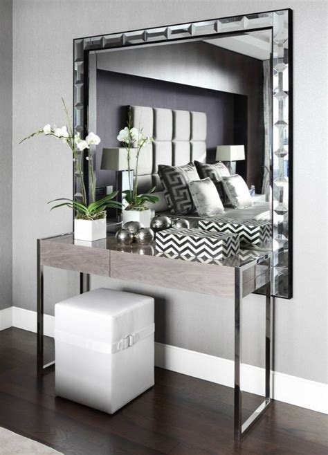 Typically a contemporary console table is a modern blend of glass, stainless steel, beautiful wood, and design elements that are grounded in simple aesthetics. 25 Modern Console Tables for Contemporary Interiors