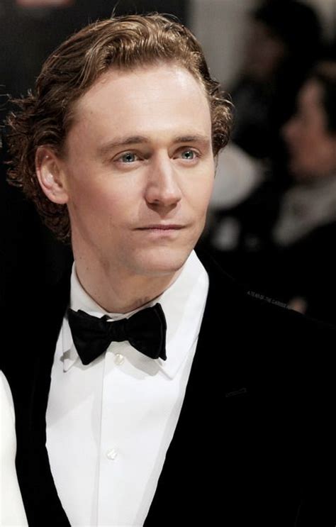 — tom hiddleston (@twhiddleston) december 31, 2011. Prince Charming ;D | Tom hiddleston, Thomas william ...