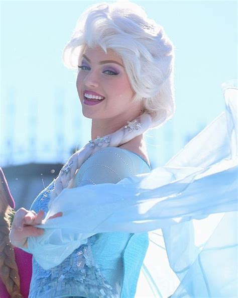 Sky⛅ On Instagram “ Instadisney Elsa” Disney Face Characters