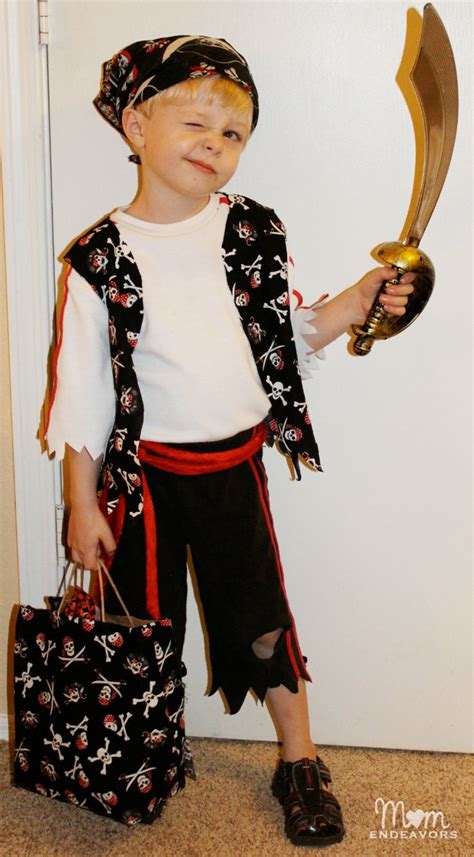Quick And Easy Diy Pirate Halloween Costume