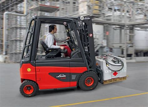 Linde Forklift Linde Trucks Latest Price Dealers And Retailers In India