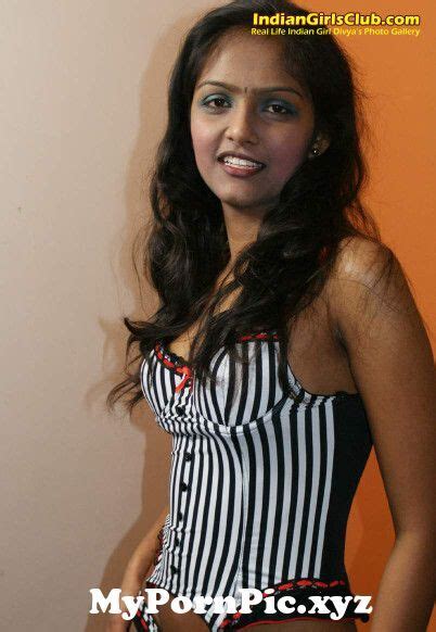 1hot divya real life indian girls nude from 9th class indian girls nude expose boob milke