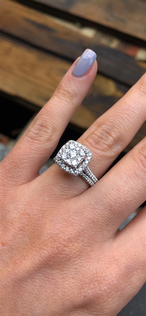 Leo Diamond Engagement Ring 6 Engagement Ring Diamond Shapes To Know