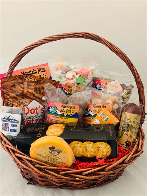 Send personalized gifts for every occasion and recipient. - Snacks For You Gift Basket - Large #CGB-snacks-for-you-l