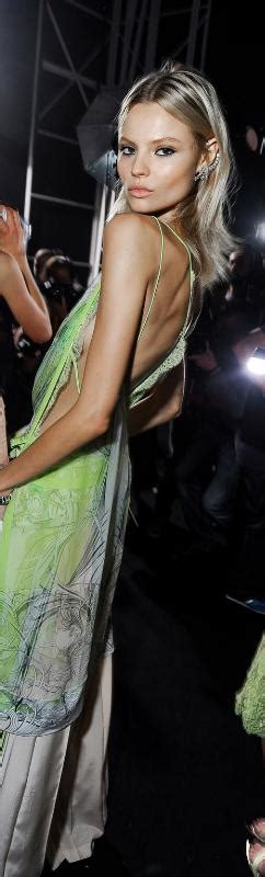 Pin By House Of Beccaria On Green With Envy Fashion Magdalena Frackowiak Models Backstage