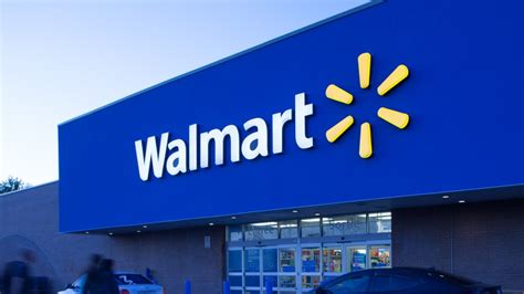 Earn walmart reward dollars™ every time you use your card to make a purchase at walmart and everywhere else. Capital One Walmart Mastercard Review: Is the Rewards Credit Card a Good Deal? | GOBankingRates