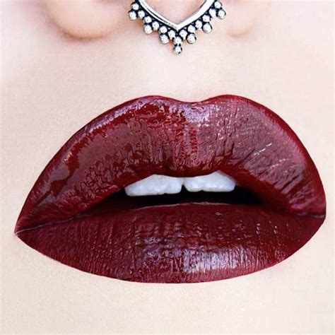 36 Cool Maroon Lipstick Trends To Impress Everybody