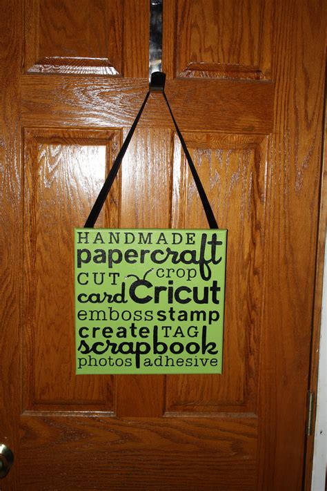 Canvas Wall Art Using Cricut Word Collage Word Collage Cricut Cards