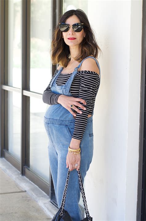 How To Wear Overalls When Pregnant Trendy Maternity Style