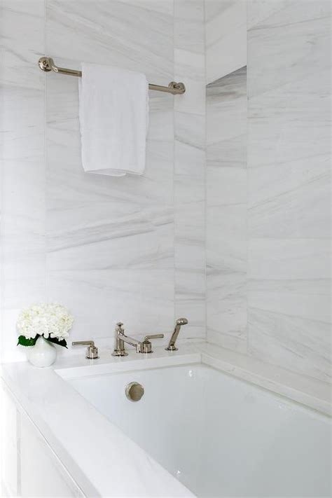 Mixed Sized Marble Wall Tiles Contemporary Bathroom
